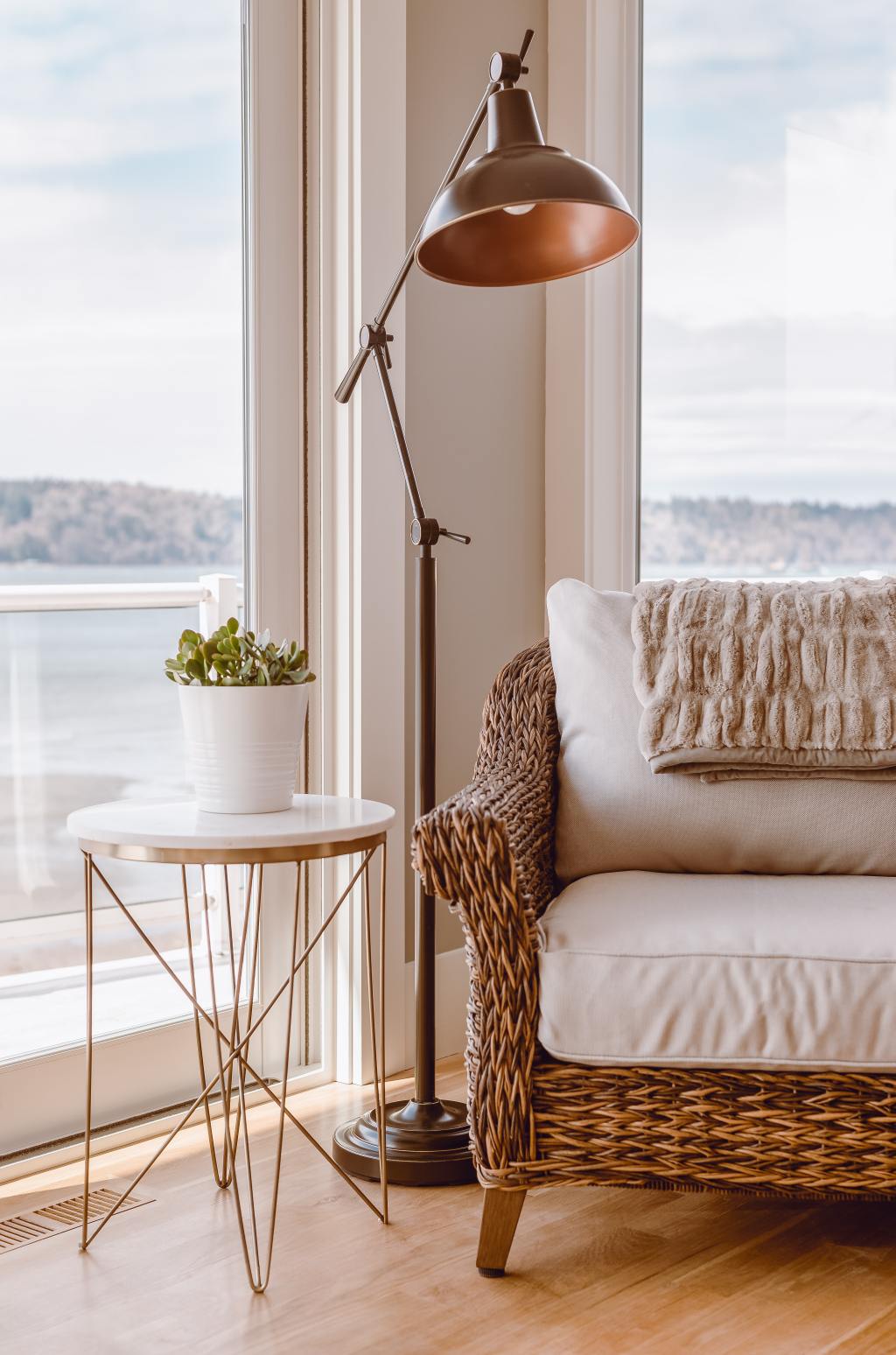 Stylist Approved: 5 Fantastic Floor Lamps to Brighten Your House